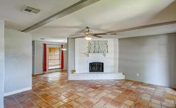 Building Photo - 17302 S Yorkglen Dr