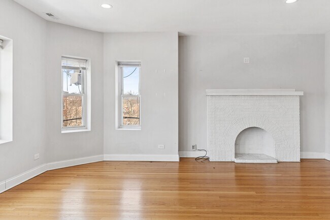 Foto del edificio - 7515 S Essex Ave