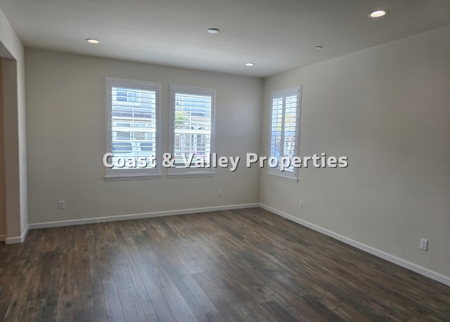 Building Photo - 19330 Stonehenge Ln
