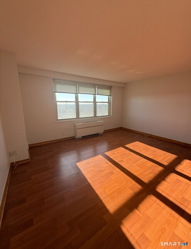 Foto del edificio - 2625 Park Ave