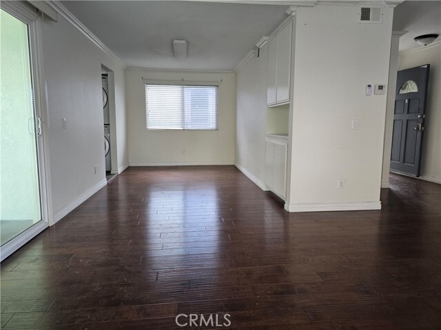 Building Photo - 23915 Arlington Ave