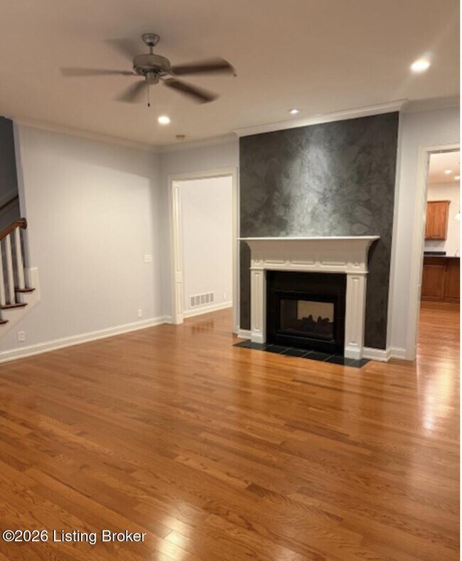 Foto del edificio - 9422 Norton Commons Blvd