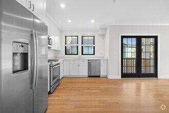 Building Photo - 279 Lamartine St