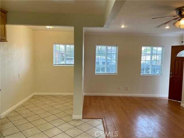 Foto del edificio - 1438 E 59th St