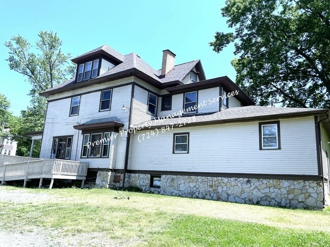 Building Photo - 1004 Butler Ave