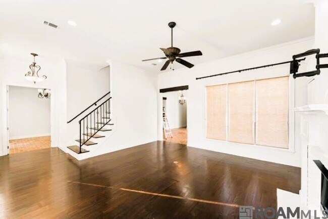 Foto del edificio - 2904 Rue Dauphine