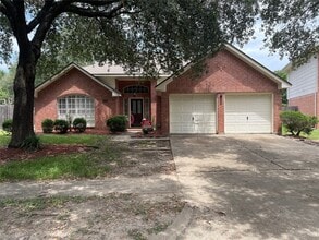 Building Photo - 11306 Yorkshire Oaks Dr