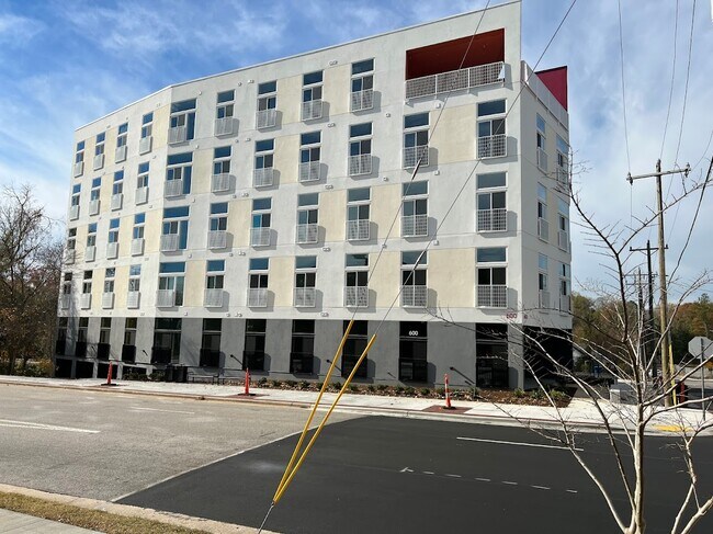 City Port - 600 S Duke St