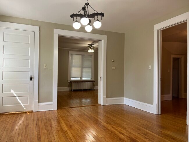 Foto del edificio - 2478 S Burrell St