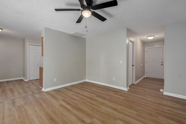 Foto del edificio - Charming 3 bedroom house in Springfield,MO!