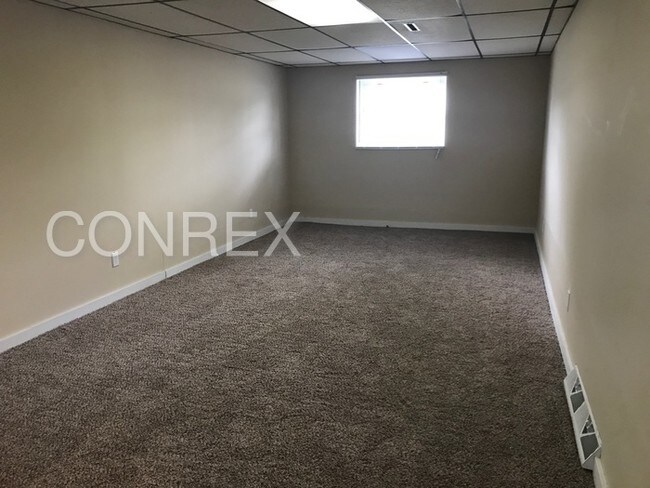 Foto del edificio - 5314 Refugee Rd