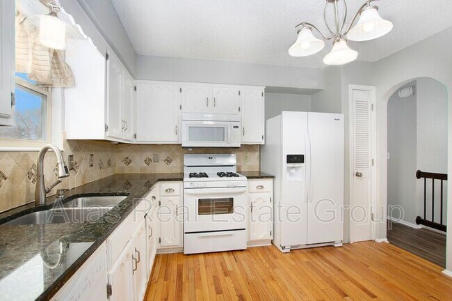 Foto del edificio - 12809 S Sycamore St