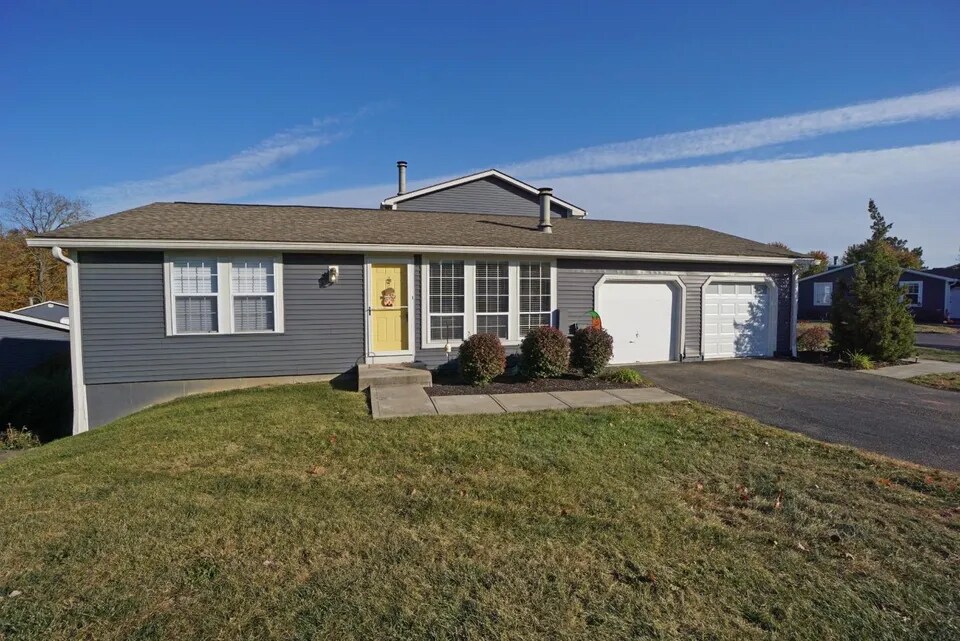 8100 Halyard Ct Unit 8100, Maineville, OH 45039 Condo for Rent in