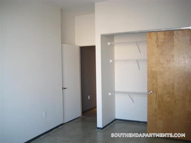 Foto principal - 160 E Berkeley St