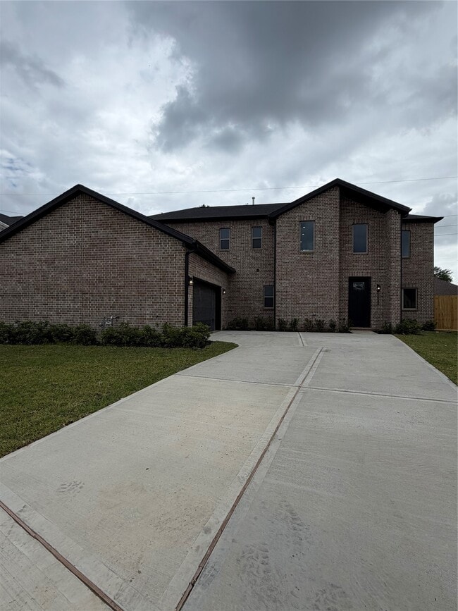 Foto del edificio - 2623 Liguria Ln