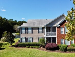 Building Photo - 1371 Hopton Cir