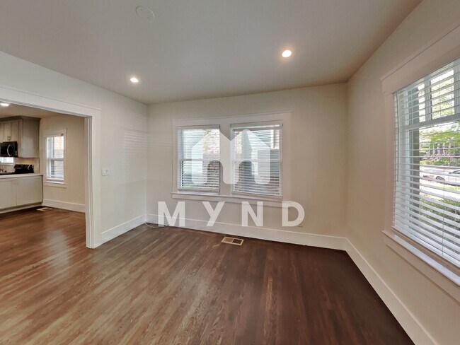 Foto del edificio - 2424 L St Unit 4