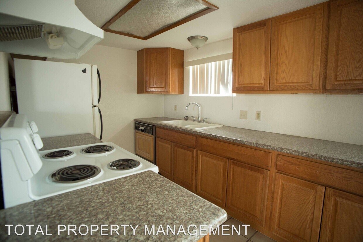 2836 N Pecos Rd, Las Vegas, NV 89115 Room for Rent in Las Vegas, NV