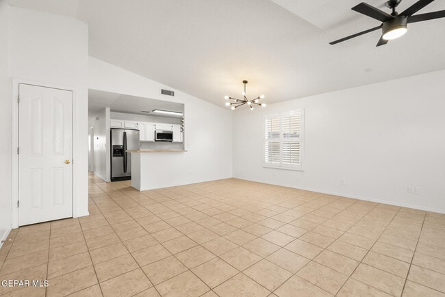 Building Photo - 14121 Tierra Halcon Dr