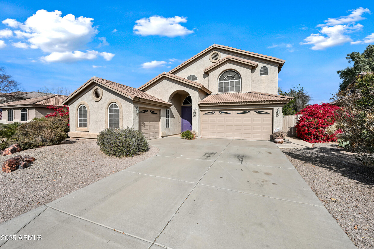 Foto principal - 6478 W Tonopah Dr