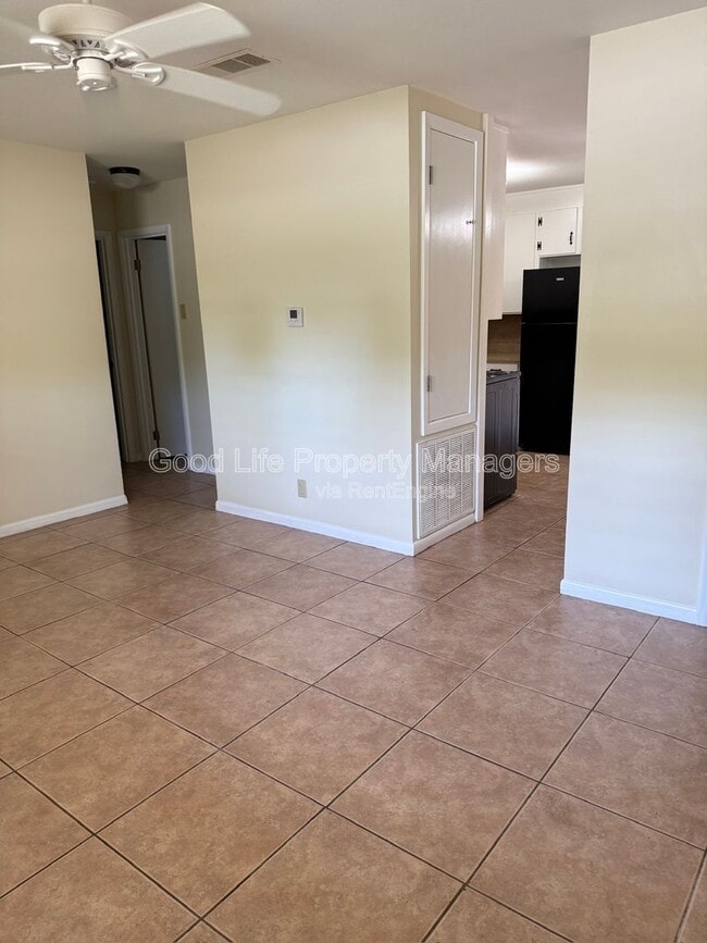 Foto del edificio - 3751 E Olive Rd