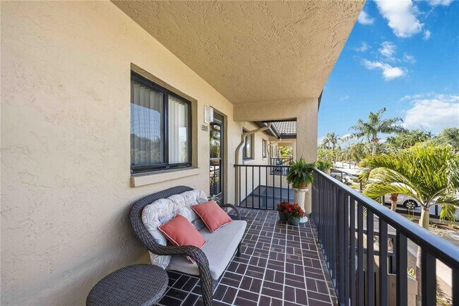 Foto del edificio - 5515 Ashton Way