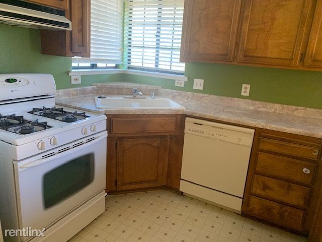 Foto del edificio - 2 br, 2 bath House - 22465 J Street