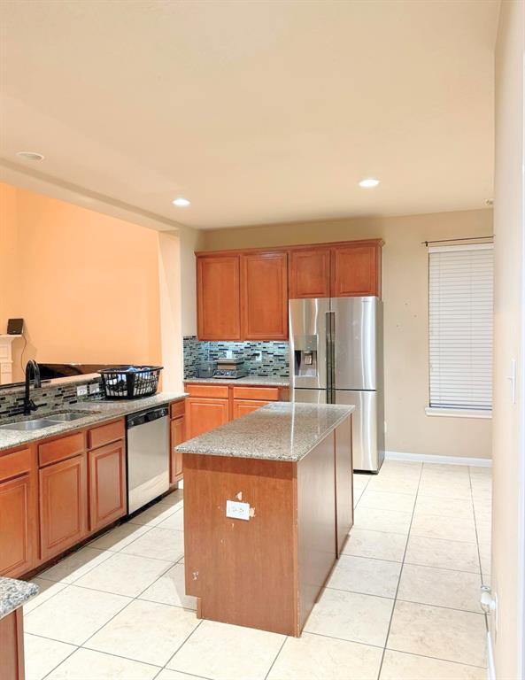 Foto del edificio - 12327 Carmel Dale Ln