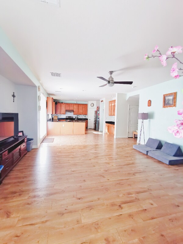 Foto del edificio - 4632 S Griswold St