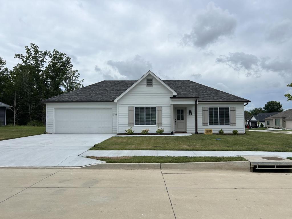 Foto principal - 7700 N Rainbow Dr