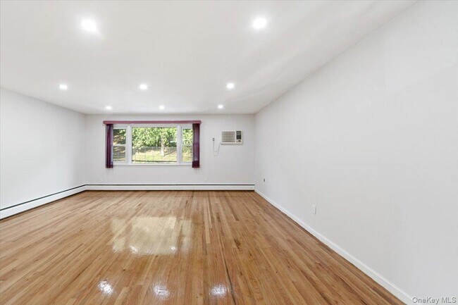 Foto del edificio - 105 Hillview Ave
