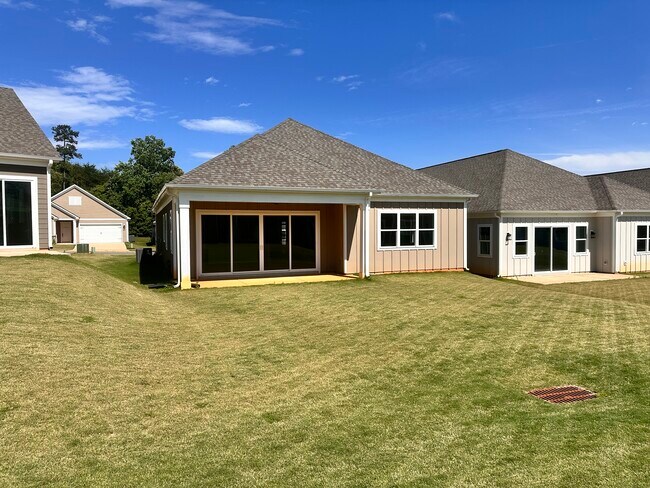 Building Photo - 4721 Anise Cir