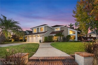Building Photo - 25671 Cresta Loma