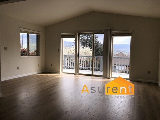 Foto del edificio - 485 Maple Way