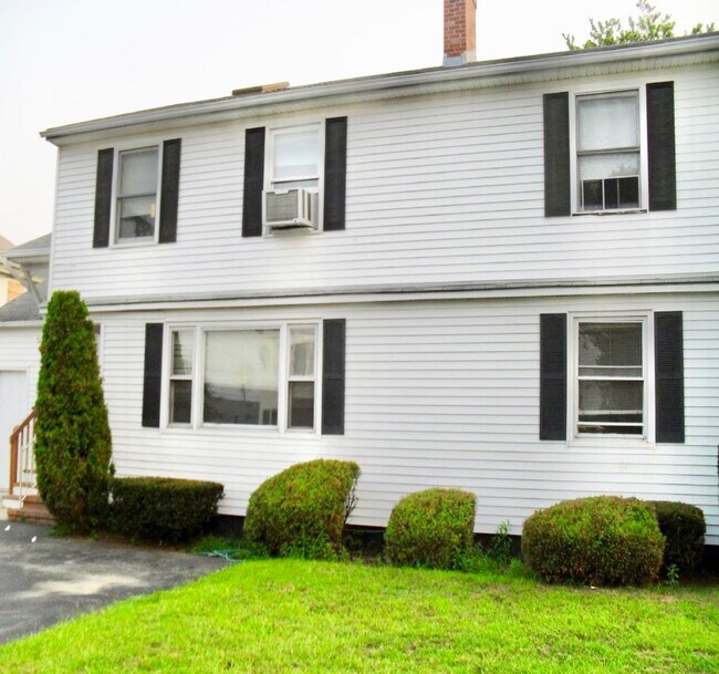 Building Photo - 18-20 Foch Avenue