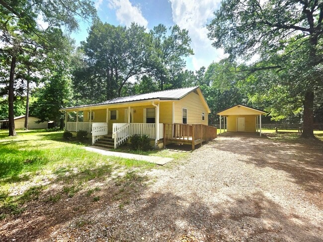 Building Photo - 12105 Old County Rd