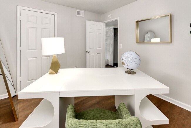 Interior Photo - Legend Oaks Gated Community