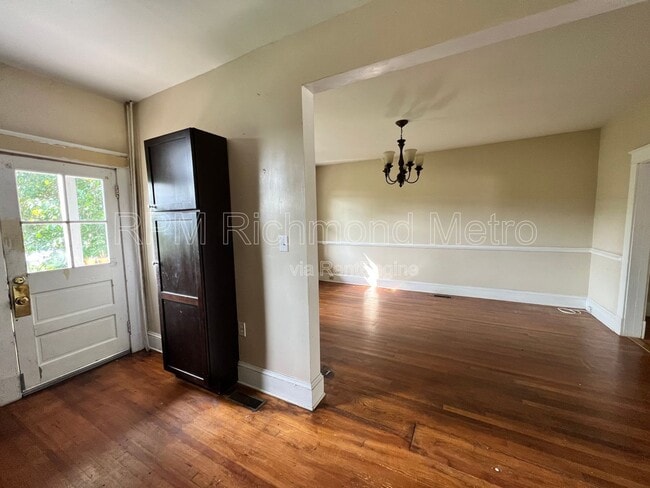 Building Photo - 615 N 37th St