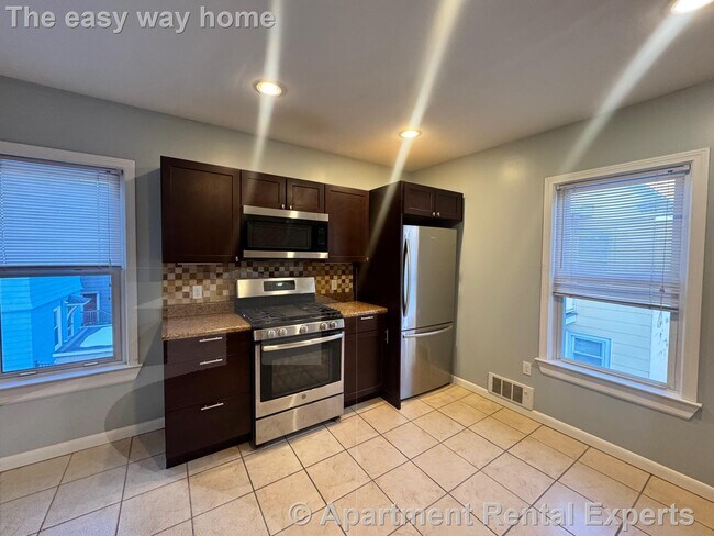 Foto del edificio - 115 Elm St