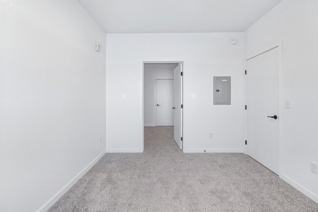 Building Photo - Southtown Flats