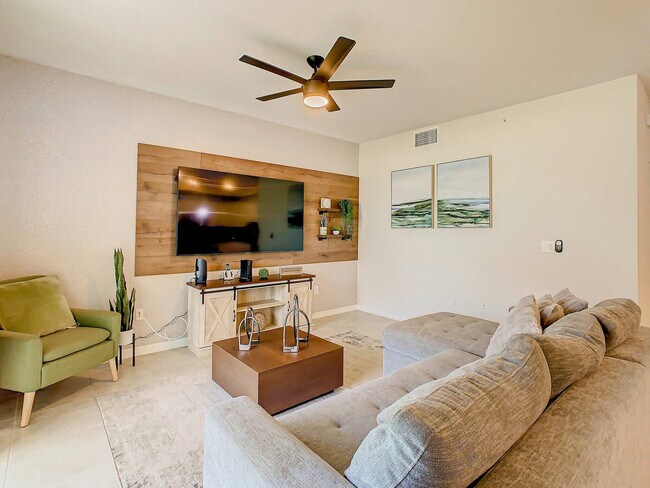 Building Photo - 4741 Clock Tower Dr