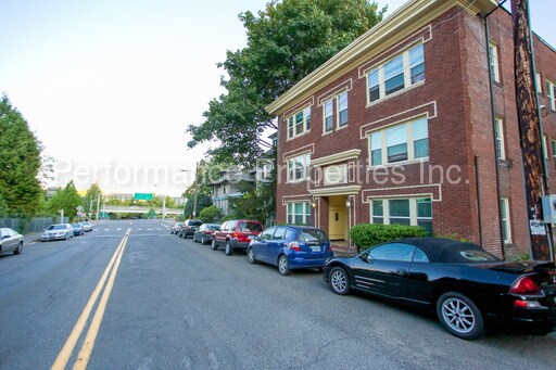 Foto del edificio - 1424 SW Montgomery St