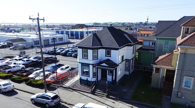 Foto del edificio - 369 8th St
