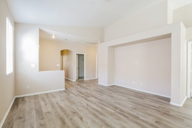 Building Photo - 9660 Flying Eagle Ln