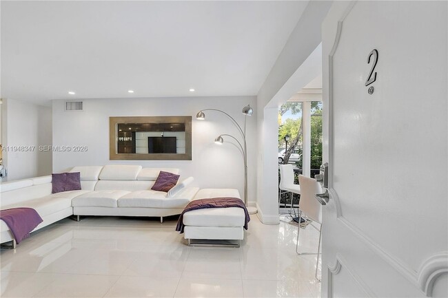 Photo - 6261 Bay Club Dr Apartment