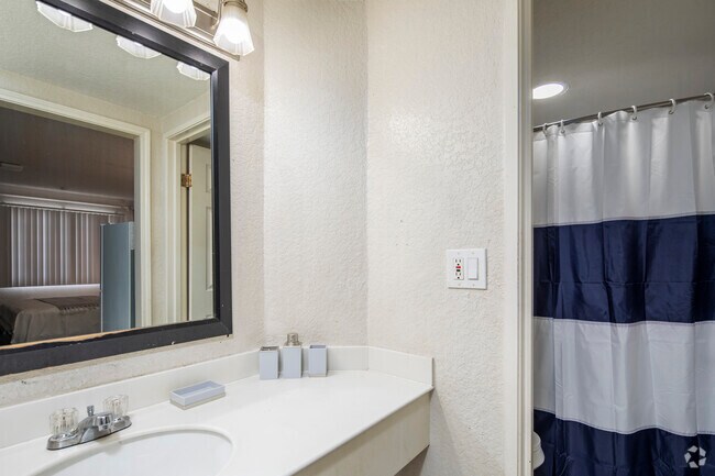 Foto del interior - Siegel Select Jackson