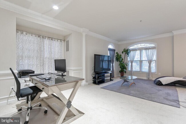 Building Photo - 8844 Mansion View Ct