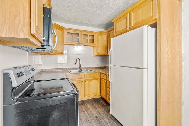 Foto del edificio - 1520 W 9th St