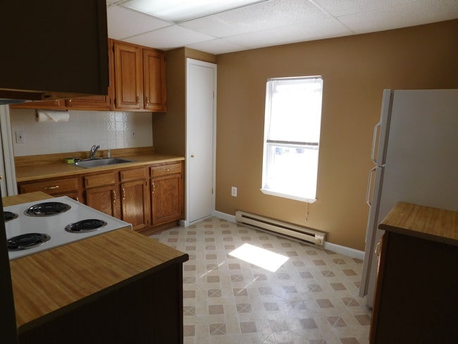 22 Madison Ave Unit A Hagerstown Md 21740 Apartment For In Primary Photo 22 Madison Ave
