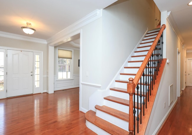 Building Photo - 8417 Henderson Rd